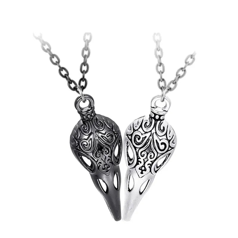 Coeur Crane Necklace